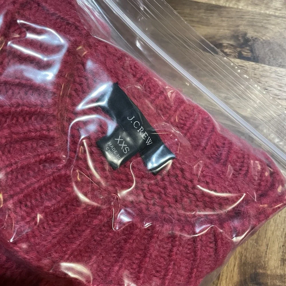 J Crew Sweater Alpaca Wool Magenta Button Shoulder Fuzzy Sweater Size XXS‎ Soft